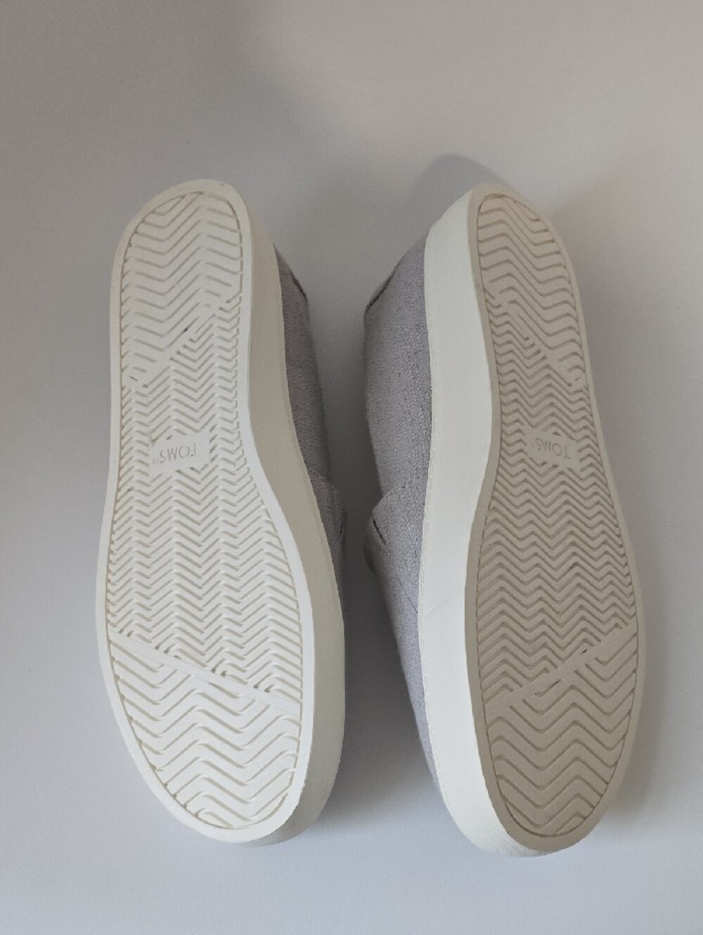 TOMS Light Gray Canvas Slip-On Sneakers - Picture 4 of 4